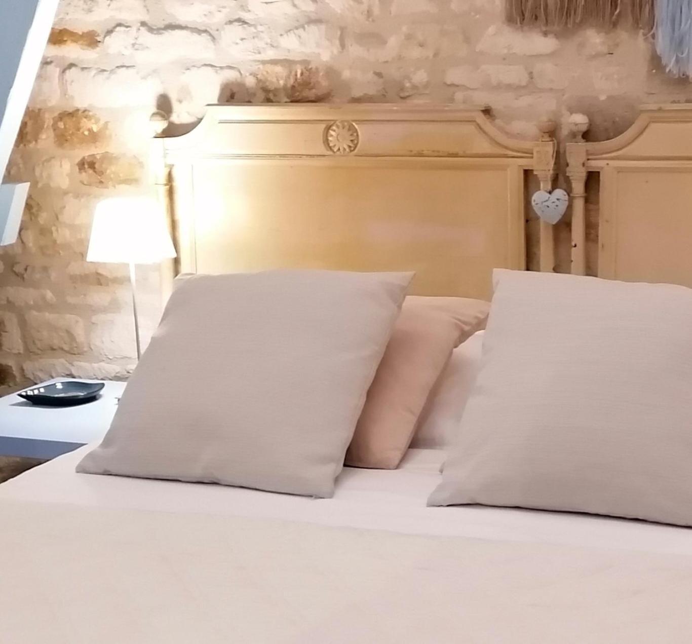 La Malposte Bed and Breakfast Reviers Eksteriør billede